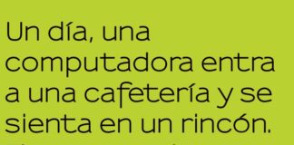 Café con leche USB para la computadora desayunada